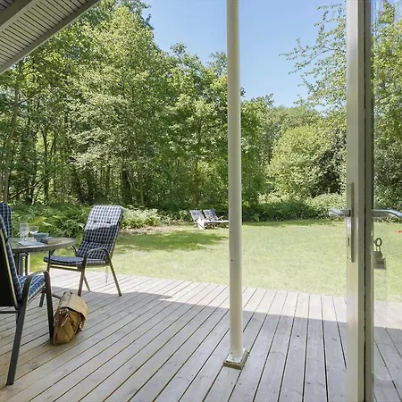 1547-aakirkeby-maegardsskoven-8 بيت للعطل *